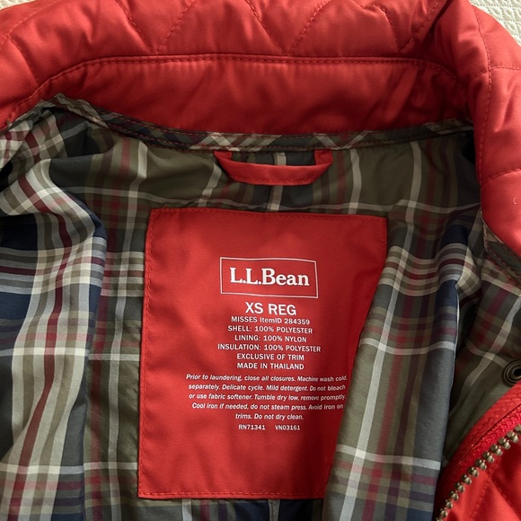 LLBean Fall Jacket in Rust/Pumpkin w plaid interior - Picture 4 of 10